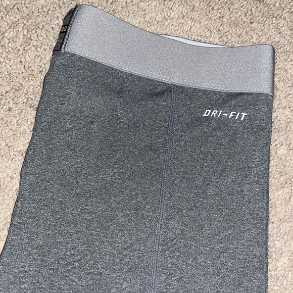 Nike Pro Compression Gray Training Leggings - Picture 3 of 5